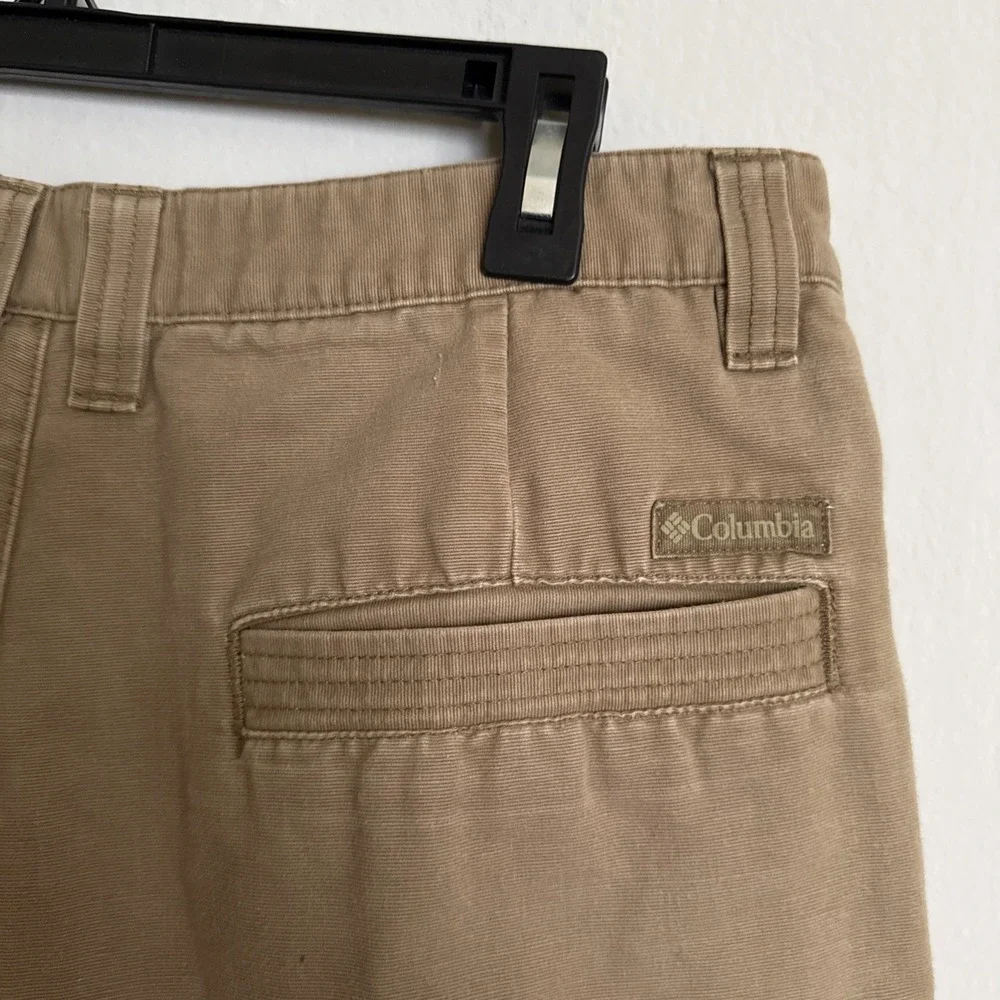 Columbia Mens 34 Khaki Shorts Chino 9